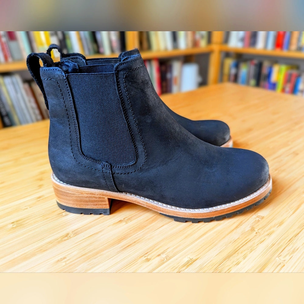 NIB Portland Leather Goods Shadow Black Chelsea boots 7